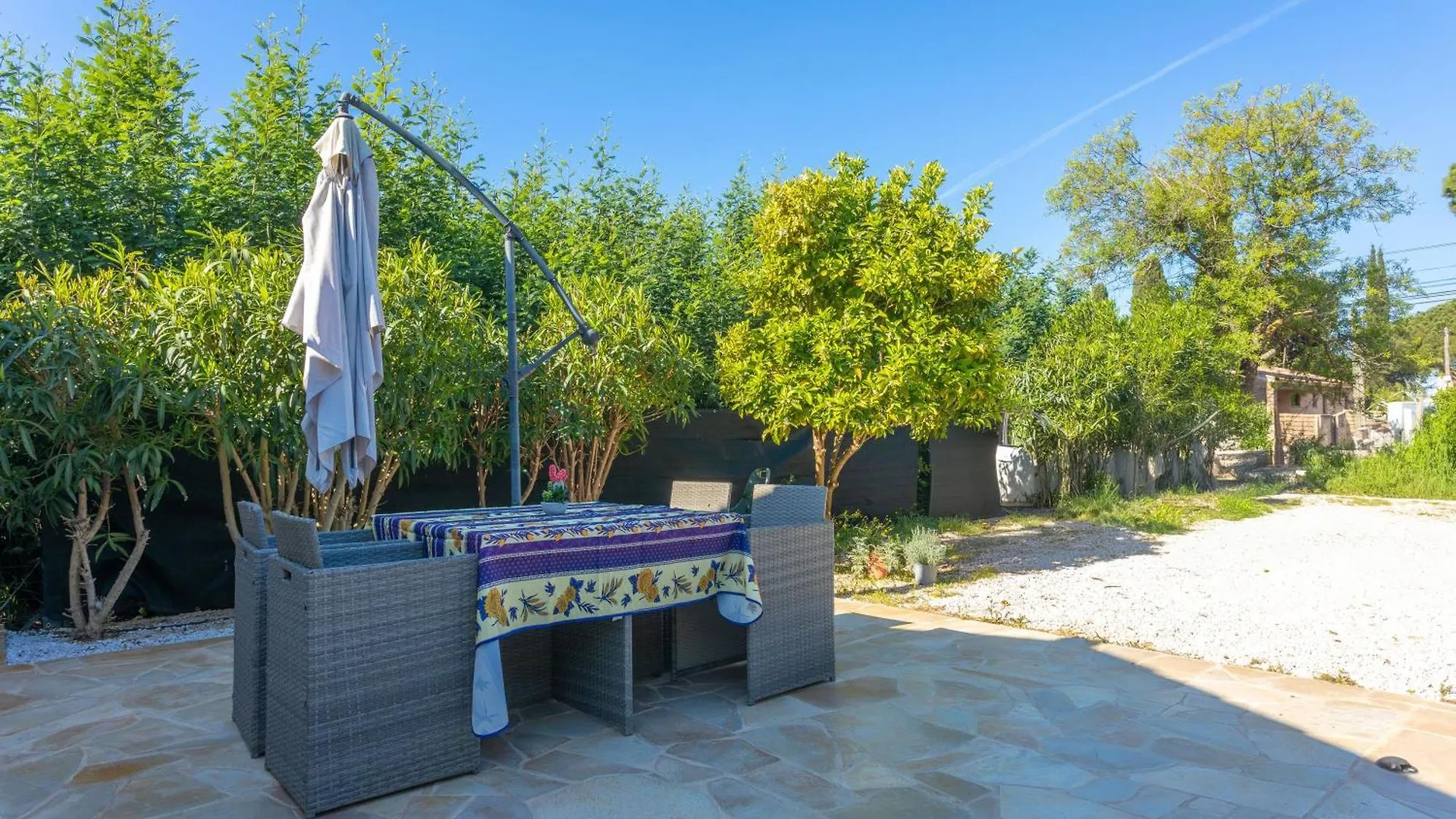 Studio Bormes Apartment